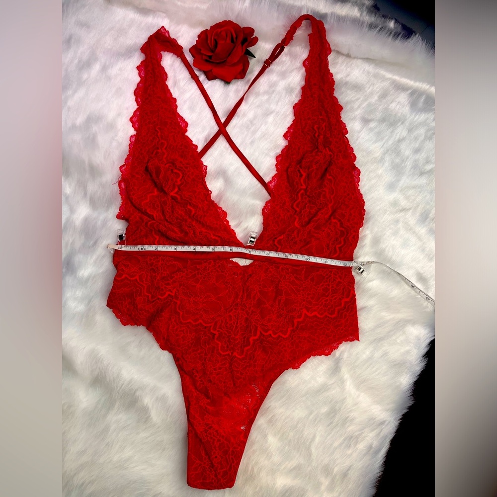 Victoria Secret Lingerie - Picture 4 of 13